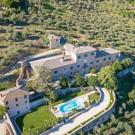 Spettacolare Del Xviii Secolo Con Piscina Villa